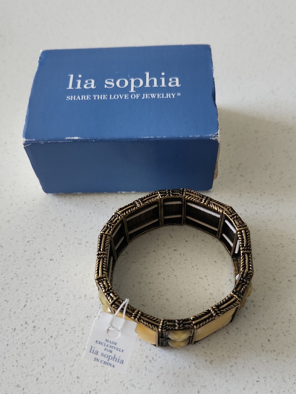 NWT LIA SOPHIA STRETCHY BRACELET